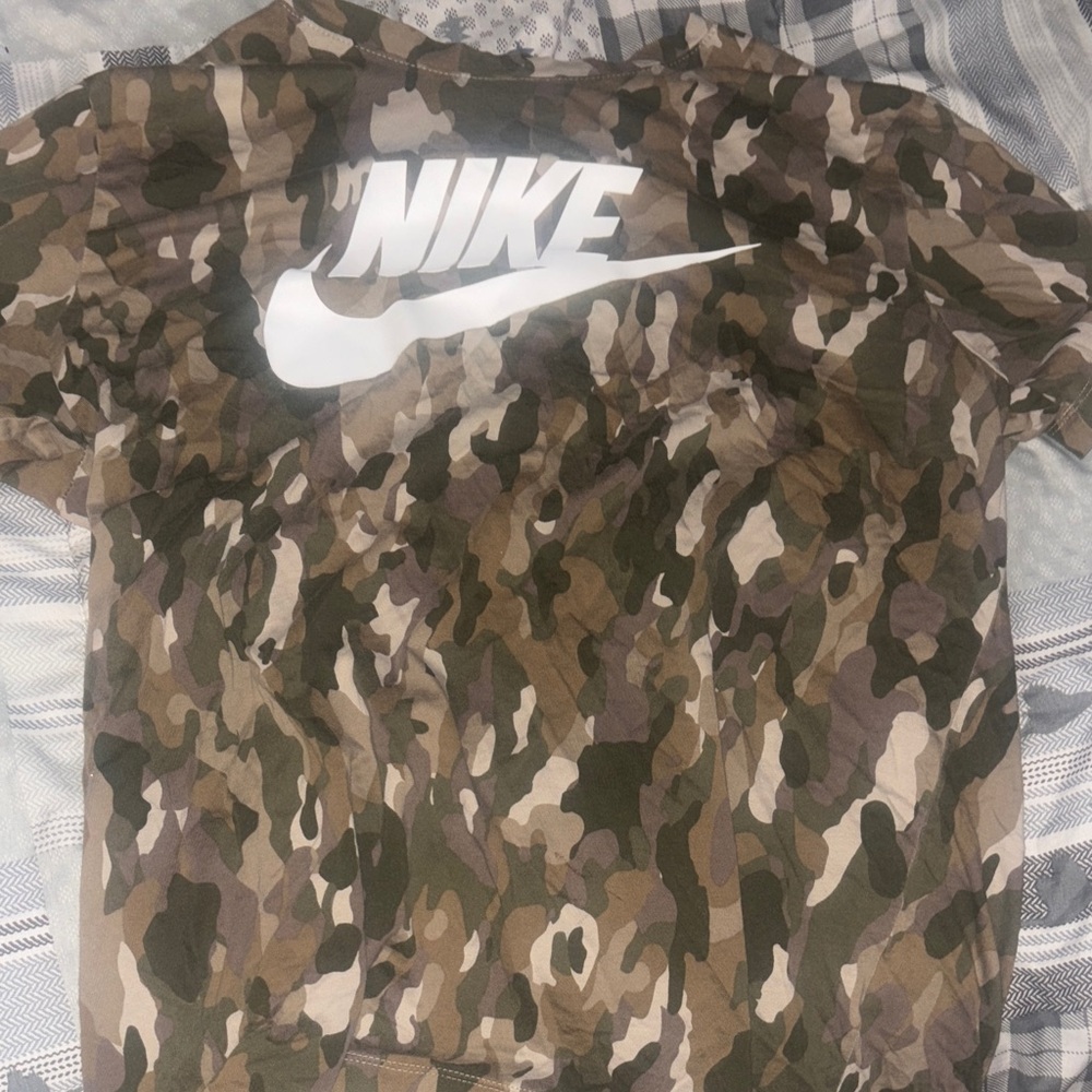 Nike Green and Brown Camouflage Tee